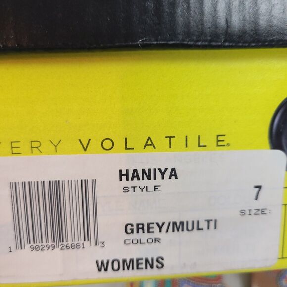New VERY VOLATILE "HANIYA" Gray with Multi Colored Beaded Sandals Women's (7) - Picture 10 of 10